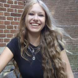 Profielfoto van Dewi op Oppasland