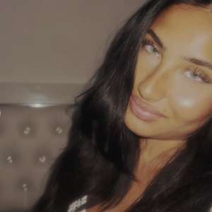Delilah Nur oppas in IJmuiden foto 1